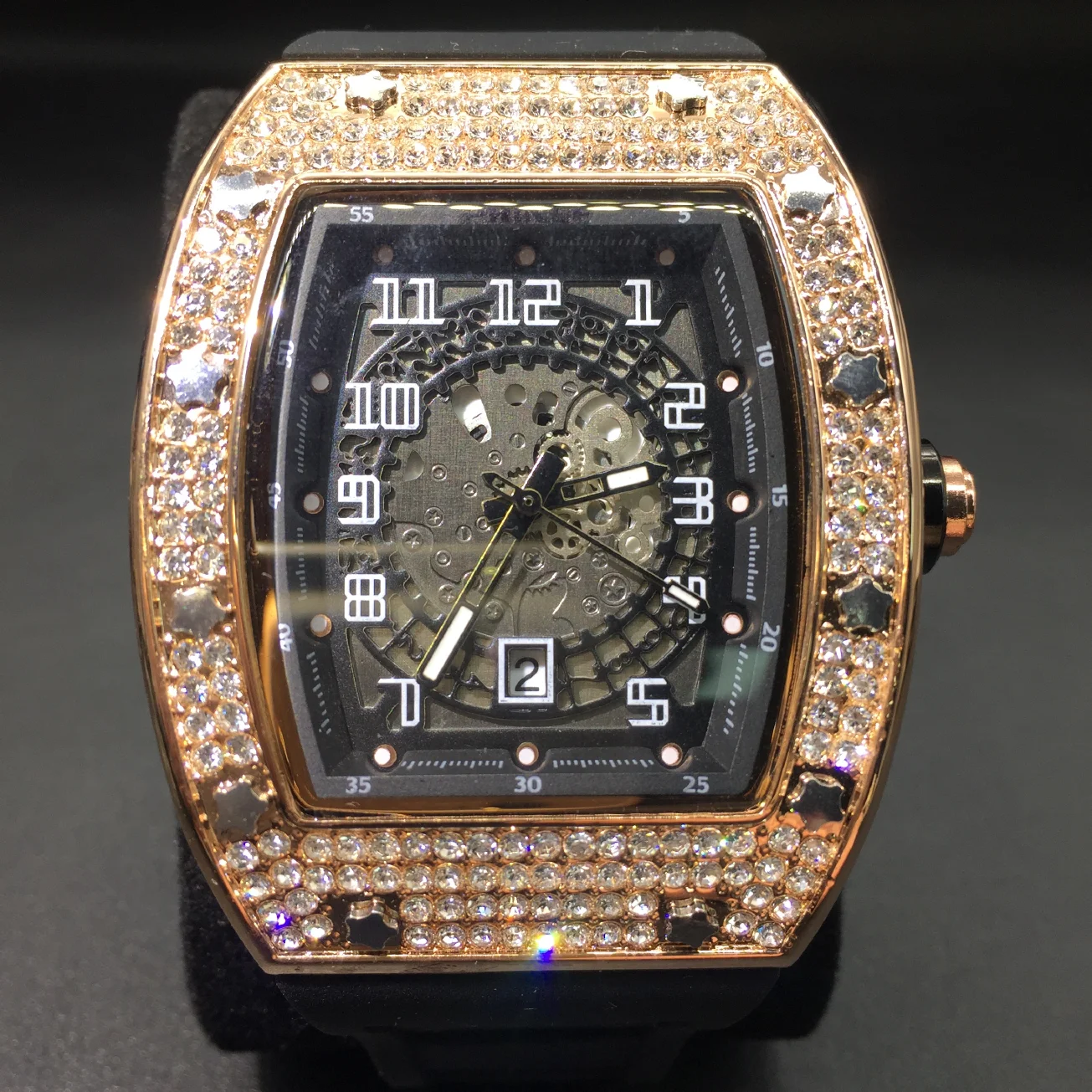 MISSFOX Tonneau Dial Diamond Man Watch Luxury Brand Watches Men Skeleton Design Rubber Strap Rose Gold Fashion Wristwatch Boy
MISSFOX Tonneau Dial Diamond Man Watch Luxury Brand Watches Men Skeleton Design Rubber Strap Rose Gold Fashion Wristwatch Boy