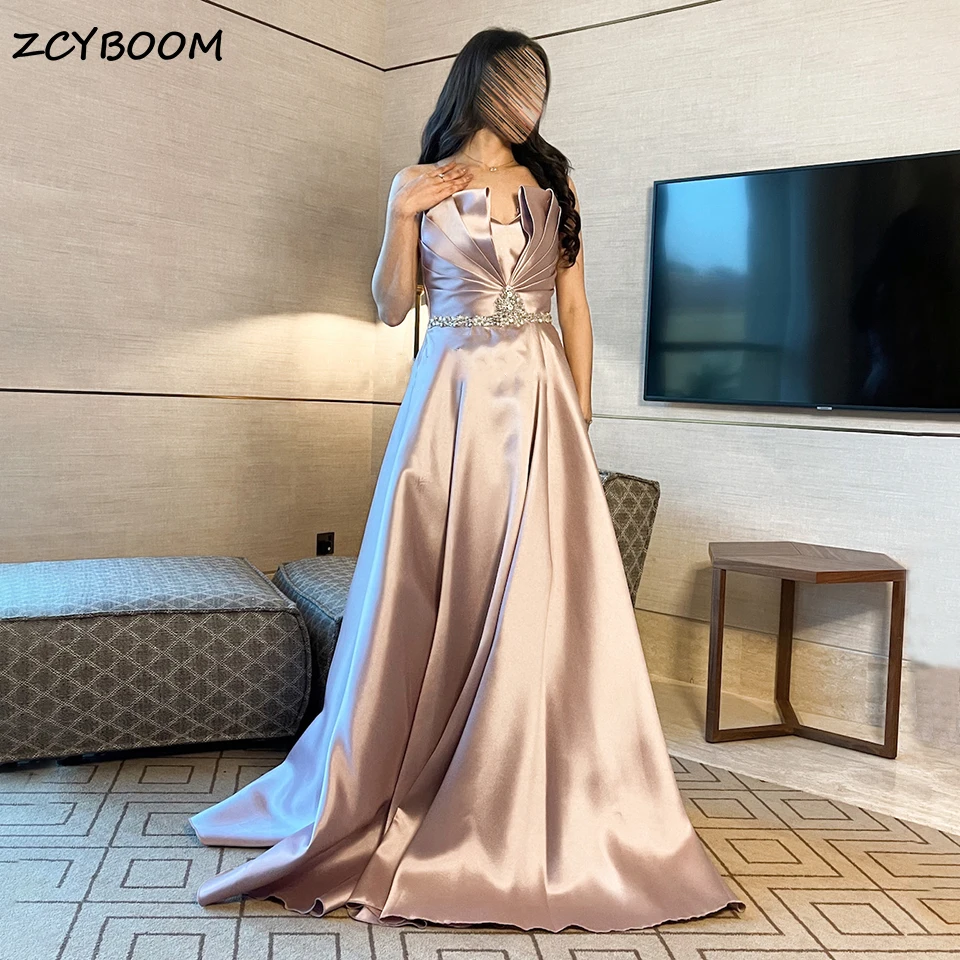 Blush Pink Strapless Satin A-Line Evening Dresses 2023 Sparkling Crystals Beading Floor Length Formal Party Prom Gowns For Women
Blush Pink Strapless Satin A-Line Evening Dresses 2023 Sparkling Crystals Beading Floor Length Formal Party Prom Gowns For Women