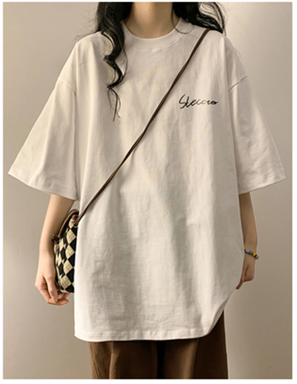 2023 White Cotton Short Sleeve T-shirt Women's Summer Simple Letter Loose Versatile Shoulder Top Fashion
2023 White Cotton Short Sleeve T-shirt Women's Summer Simple Letter Loose Versatile Shoulder Top Fashion