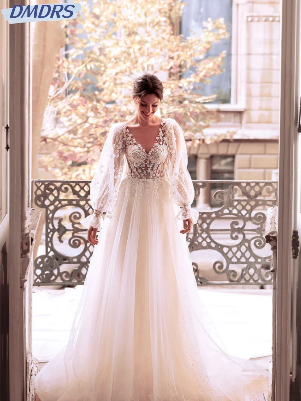 Simple V-neck Long Sleeve Bride Robe Classic Appliques Bridal Gown Elegant A-line Long Wedding Dress Robe De Mariée
Simple V-neck Long Sleeve Bride Robe Classic Appliques Bridal Gown Elegant A-line Long Wedding Dress Robe De Mariée