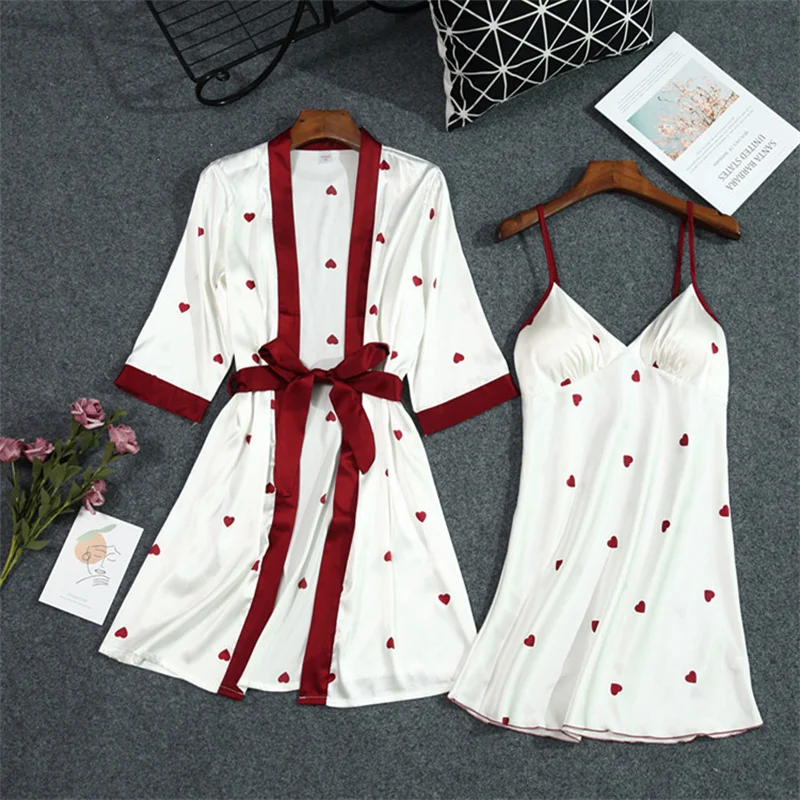 Black Summer Ice Silk Pyjamas Women's Sexy Suspender Nightdress Two-piece Set with Belt Chest Pad Print Set Silk Bathrobe Robe
Black Summer Ice Silk Pyjamas Women's Sexy Suspender Nightdress Two-piece Set with Belt Chest Pad Print Set Silk Bathrobe Robe