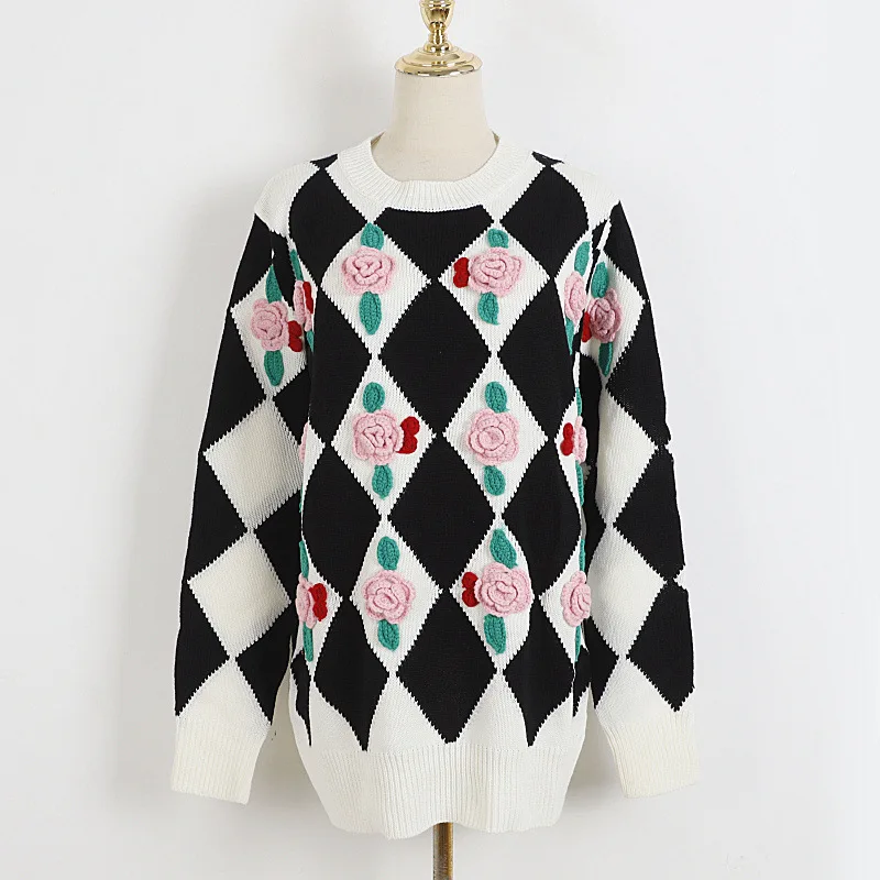 Black White Rhombic O-Neck Sweater Women Clothes Korean Christmas 2022 Winter New Three-Dimensional Red Flower Pullovers
Black White Rhombic O-Neck Sweater Women Clothes Korean Christmas 2022 Winter New Three-Dimensional Red Flower Pullovers