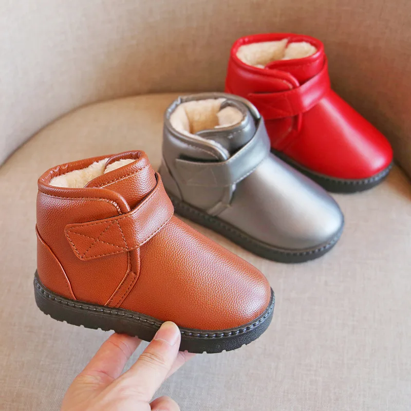 JGSHOWKITO Fashion Warm Rubber Boots For Children Boys Girls Snow Boots PU Leather Water-proof Kids Ankle Boots Simple Classical
JGSHOWKITO Fashion Warm Rubber Boots For Children Boys Girls Snow Boots PU Leather Water-proof Kids Ankle Boots Simple Classical
