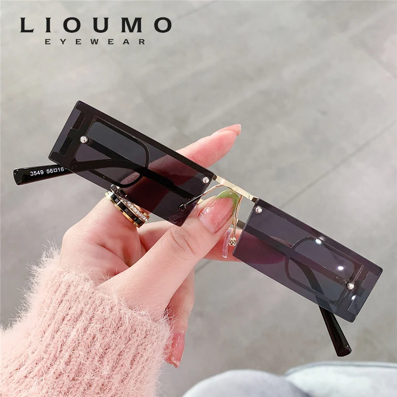 LIOUMO Retro Metal Rimless Sunglasses Women Small Rectangle Men Glasses Luxury Frameless Design Unique Leg UV400 zonnebril heren
LIOUMO Retro Metal Rimless Sunglasses Women Small Rectangle Men Glasses Luxury Frameless Design Unique Leg UV400 zonnebril heren