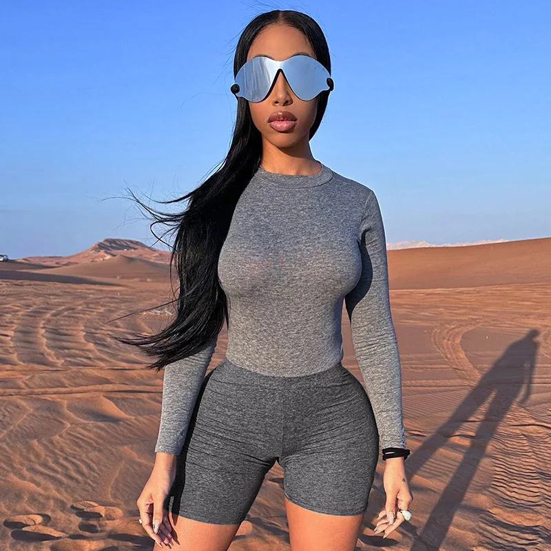 Casual Two Piece Set Women Outfit 2023 New Soild Color Contrast O Neck Long Sleeve Slim Top Shorts Sportwear Y2k Streetwear
Casual Two Piece Set Women Outfit 2023 New Soild Color Contrast O Neck Long Sleeve Slim Top Shorts Sportwear Y2k Streetwear