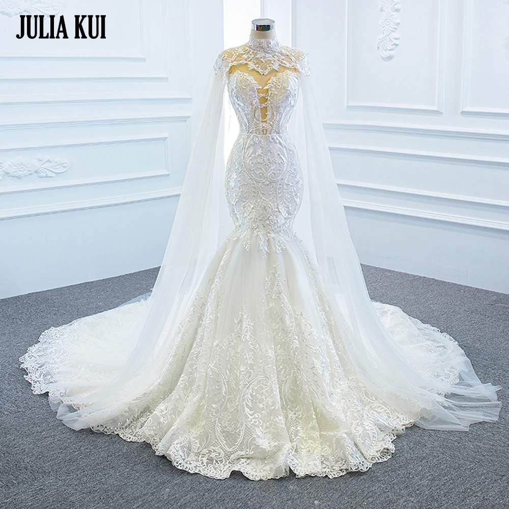 Julia Kui Sleeveless Gorgeous Lace Mermaid Wedding Dresses With Puffy Cape Chapel Train
Julia Kui Sleeveless Gorgeous Lace Mermaid Wedding Dresses With Puffy Cape Chapel Train