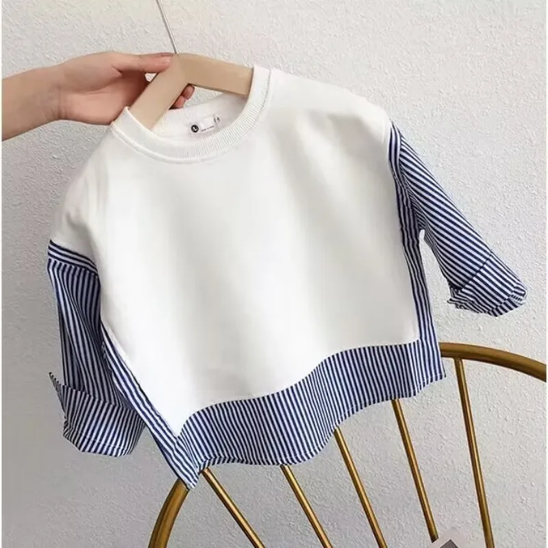 Boys' Sweater 2023 Spring and Autumn New Children's Top Baby Splice Pure Cotton Korean Long Sleeve Sweater
Boys' Sweater 2023 Spring and Autumn New Children's Top Baby Splice Pure Cotton Korean Long Sleeve Sweater