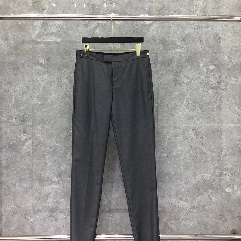 THOM TB Pants Autunm Winter Men's Pants Fashion Brand Trousers For Men Classic Plain Weave Solid Gold Buttons Gray TB Suit Pants
THOM TB Pants Autunm Winter Men's Pants Fashion Brand Trousers For Men Classic Plain Weave Solid Gold Buttons Gray TB Suit Pants