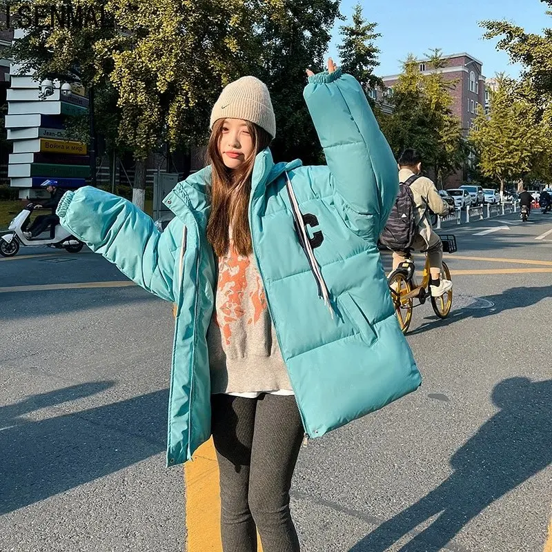 2022 Winter New Warm Thick Cotton Coat Korean Loose C Letter Down Padded Jacket Women Parkas Women's Winter Cotton Padded Coat
2022 Winter New Warm Thick Cotton Coat Korean Loose C Letter Down Padded Jacket Women Parkas Women's Winter Cotton Padded Coat