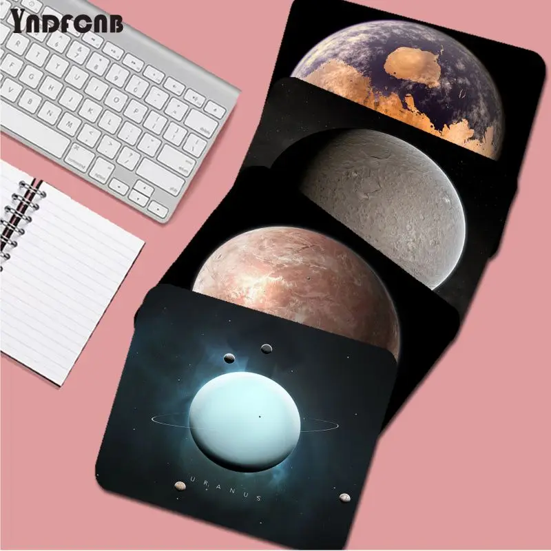 Коврик для мыши Space Mars с планетой маленький игровой коврик 25 х29 см Настольный