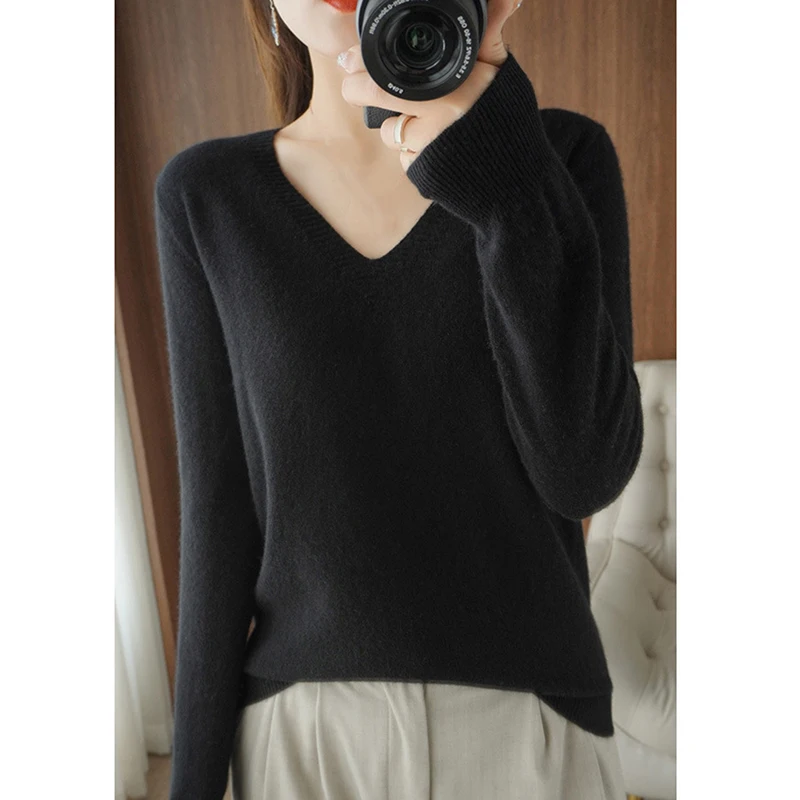 New Cashmere Sweater Women Keep Warm V-neck Pullovers Knitting Sweater Fashion Korean Long Sleeve Loose Tops Autumn Winter Tops
New Cashmere Sweater Women Keep Warm V-neck Pullovers Knitting Sweater Fashion Korean Long Sleeve Loose Tops Autumn Winter Tops