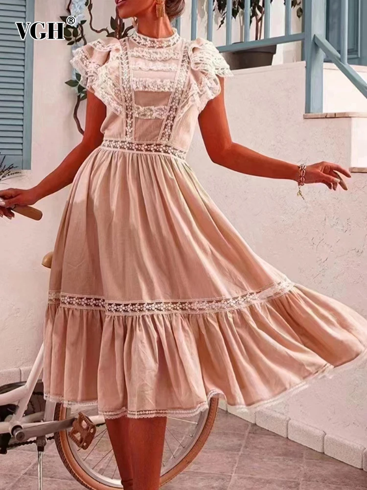 VGH Colorblock Patchwork Lace Dresses For Women Stand Collar Short Sleeve High Waist Slim Ruched Long Dress Female Clothing 2023
VGH Colorblock Patchwork Lace Dresses For Women Stand Collar Short Sleeve High Waist Slim Ruched Long Dress Female Clothing 2023