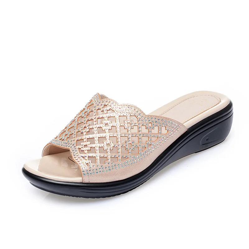 2022 New Summer Women's Sequin Cloth Slippers Sequin Wedge Heel Thick Bottom Beach Casual Slippers Women's Shoes Ladies Slippers
2022 New Summer Women's Sequin Cloth Slippers Sequin Wedge Heel Thick Bottom Beach Casual Slippers Women's Shoes Ladies Slippers