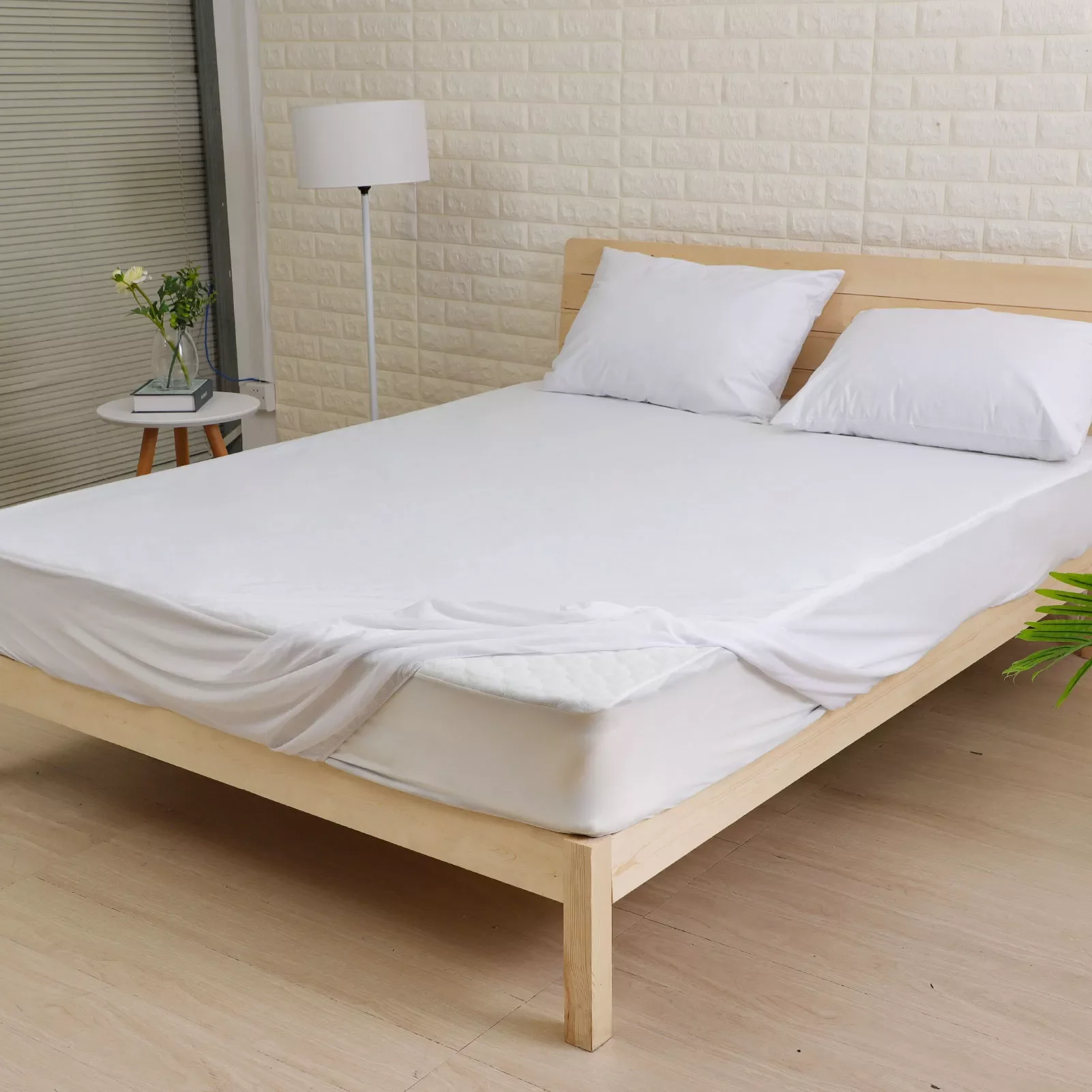 Anti-mite Bed Mattress Protection Pads Smooth Waterproofs Mattress Protector Cover for Bed Wet Breathable Hypoallergenic
Anti-mite Bed Mattress Protection Pads Smooth Waterproofs Mattress Protector Cover for Bed Wet Breathable Hypoallergenic