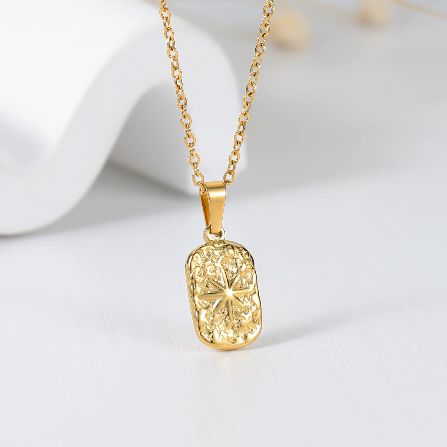 Vintage Six-pointed Star Plate Pendants Necklace for Women Stainless Steel Gold Star Necklace Collar Chain Fashion Jewelry Party
Vintage Six-pointed Star Plate Pendants Necklace for Women Stainless Steel Gold Star Necklace Collar Chain Fashion Jewelry Party
