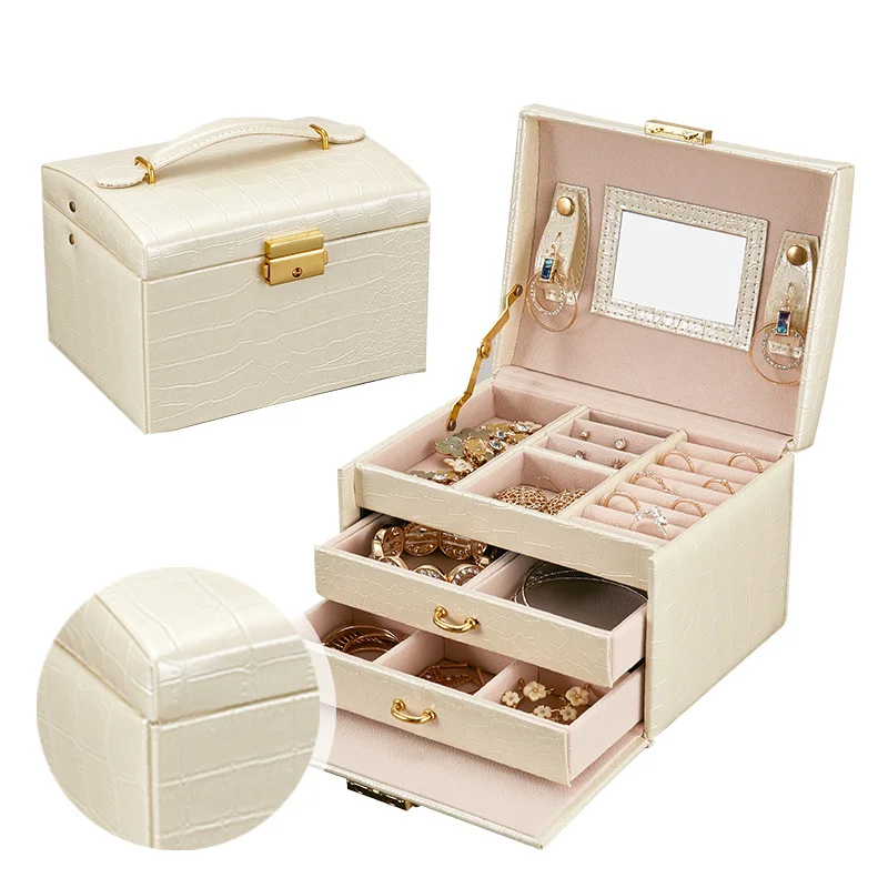 1pc PU Leather 3 Layer Jewelry Box, Jewelry Storage Box With Lock, Portable Travel Jewelry Case For Earrings Bracelets Rings
1pc PU Leather 3 Layer Jewelry Box, Jewelry Storage Box With Lock, Portable Travel Jewelry Case For Earrings Bracelets Rings