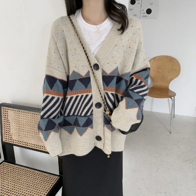 Korean Vintage Floral Sweaters Women Autumn Cardigans 2023 Elegant Long Sleeve O-Neck Loose Knitted Jacket Female Knitwear Coat
Korean Vintage Floral Sweaters Women Autumn Cardigans 2023 Elegant Long Sleeve O-Neck Loose Knitted Jacket Female Knitwear Coat