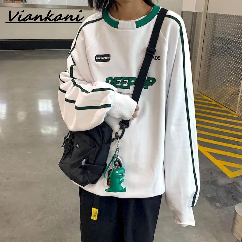 Men Women's College Style T-shirt Autumn 2022 White Vintage T shirt Sports Hip Hop Top Korean Loose Lovers Streetwear T-shirts
Men Women's College Style T-shirt Autumn 2022 White Vintage T shirt Sports Hip Hop Top Korean Loose Lovers Streetwear T-shirts