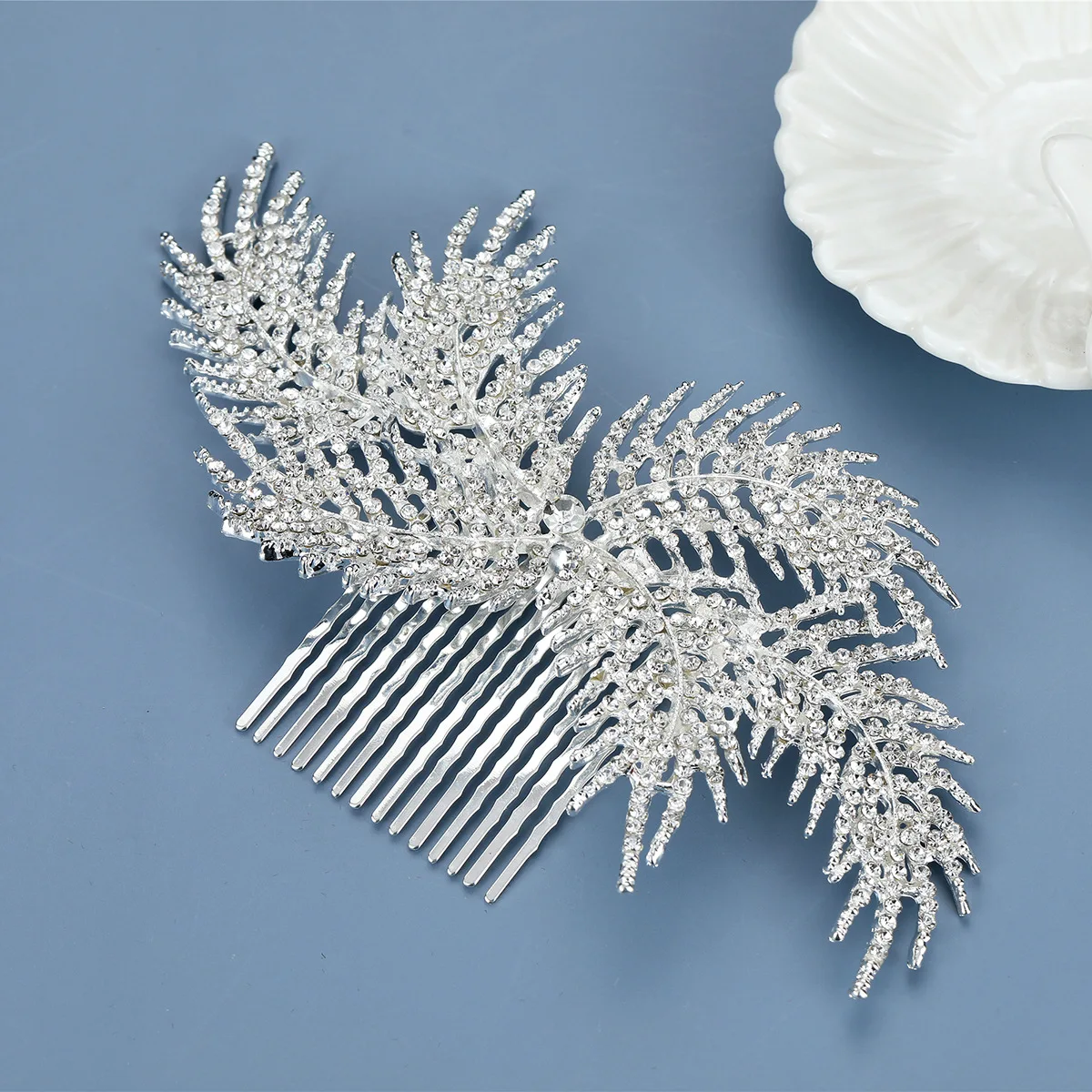 Hot Sale Elegant Hair Comb Rhinestone Bridal Hair Clip Hair Pieces Handmade Wedding Hair Handmade Elegant Hair Comb Exquisite
Hot Sale Elegant Hair Comb Rhinestone Bridal Hair Clip Hair Pieces Handmade Wedding Hair Handmade Elegant Hair Comb Exquisite