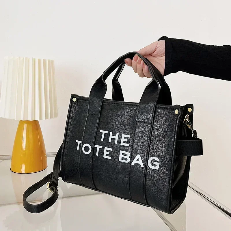New Tote Bag Luxury Designer Bag Tote Women Handbags Letter Shoulder Bags Brands Shopper Purses Crossbody Bags for Women Clutch
New Tote Bag Luxury Designer Bag Tote Women Handbags Letter Shoulder Bags Brands Shopper Purses Crossbody Bags for Women Clutch