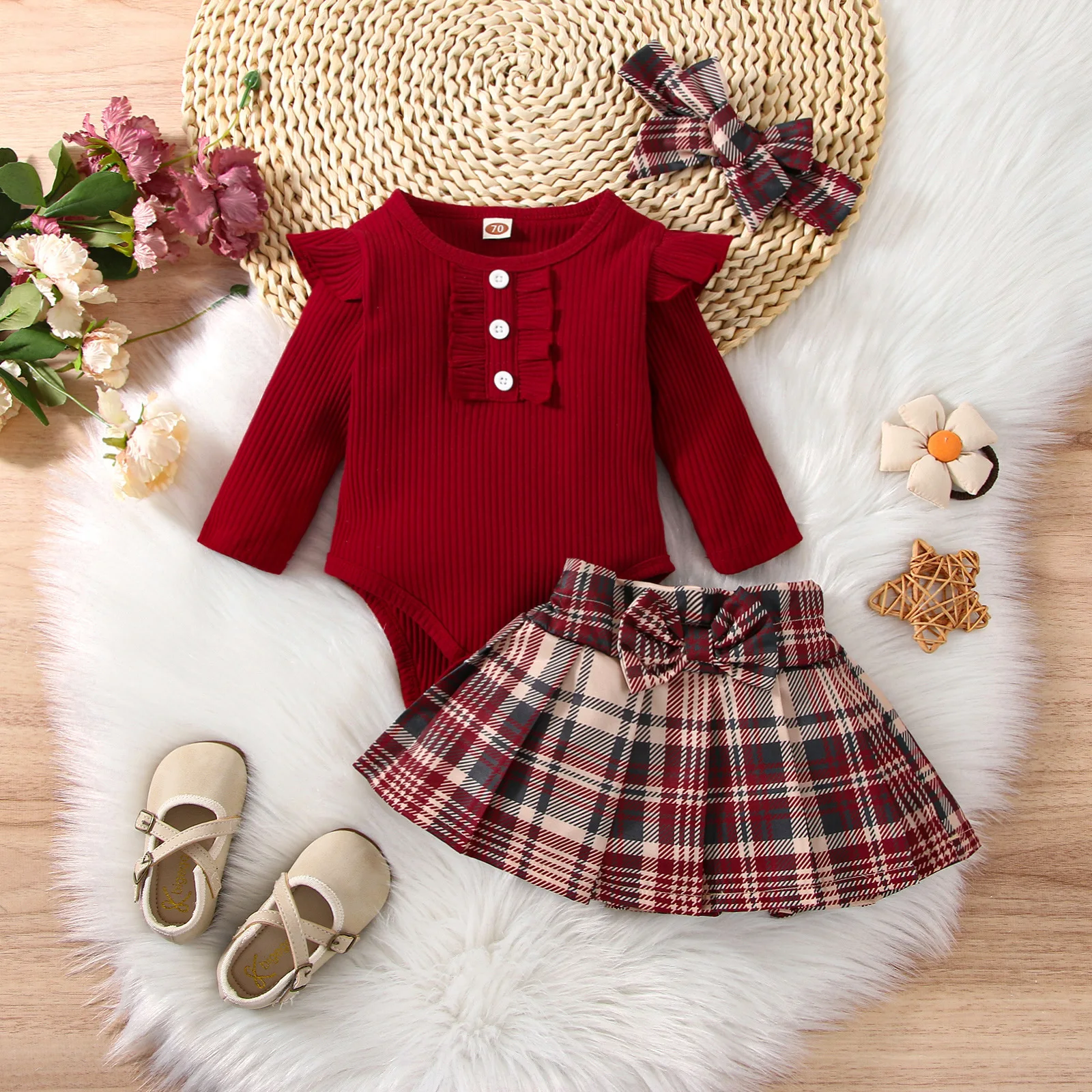 

Infant Baby Girls Outfit Set 2023 New Cotton Material Openable Bag Fart Clothes Plaid Skirt Set Newborn Baby Clothes