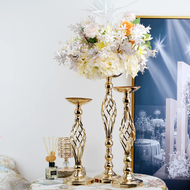 Gold Hollowed Out Design Flower Vase Candle Holders Candle Stand Wedding Decoration Rack Party Candlestick Candelabra Luxury
Gold Hollowed Out Design Flower Vase Candle Holders Candle Stand Wedding Decoration Rack Party Candlestick Candelabra Luxury