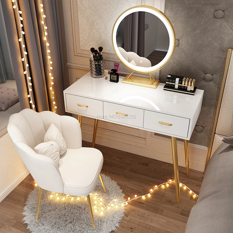 Nordic Dressing Table Modern Minimalist Bedroom Storage Iron Luxury Small Makeup Table Lights Mobile Bedroom Furniture WWH25YH
Nordic Dressing Table Modern Minimalist Bedroom Storage Iron Luxury Small Makeup Table Lights Mobile Bedroom Furniture WWH25YH