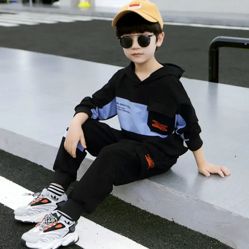 Boys Clothes Set Fashion Patchwork Sweatshirt Pants Tracksuit Spring Autumn Kids Sport Suit Children Clothing Teens Outfit 4-14T 
Boys Clothes Set Fashion Patchwork Sweatshirt Pants Tracksuit Spring Autumn Kids Sport Suit Children Clothing Teens Outfit 4-14T