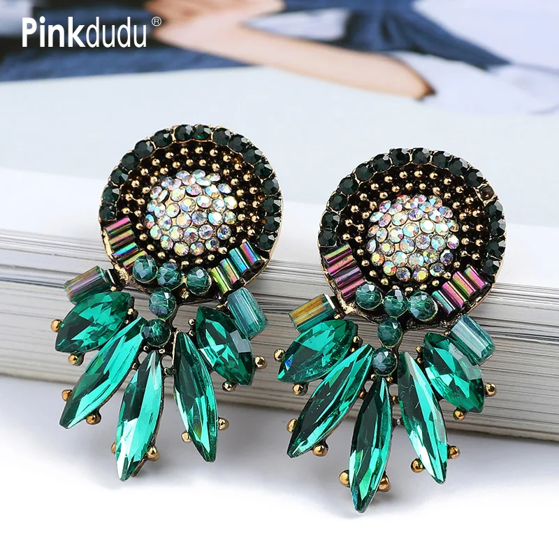Pinkdudu модные богемные геометрические Кристальные серьги персонализированные серьги Стразы из сплава для женщин ювелирные изделия PD841
Pinkdudu модные богемные геометрические Кристальные серьги персонализированные серьги Стразы из сплава для женщин ювелирные изделия PD841