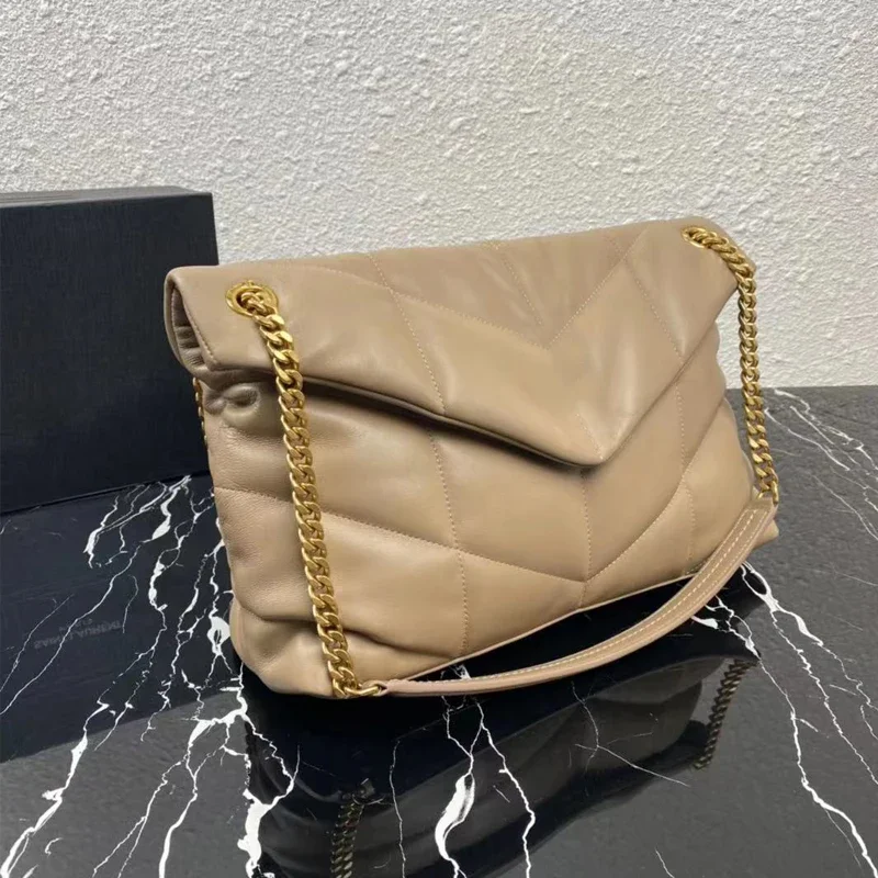 New Lambskin Bag Fashion Classic Lady Holding a One-Shoulder Cross-Bag Retro Luxury Bag For Woman
New Lambskin Bag Fashion Classic Lady Holding a One-Shoulder Cross-Bag Retro Luxury Bag For Woman