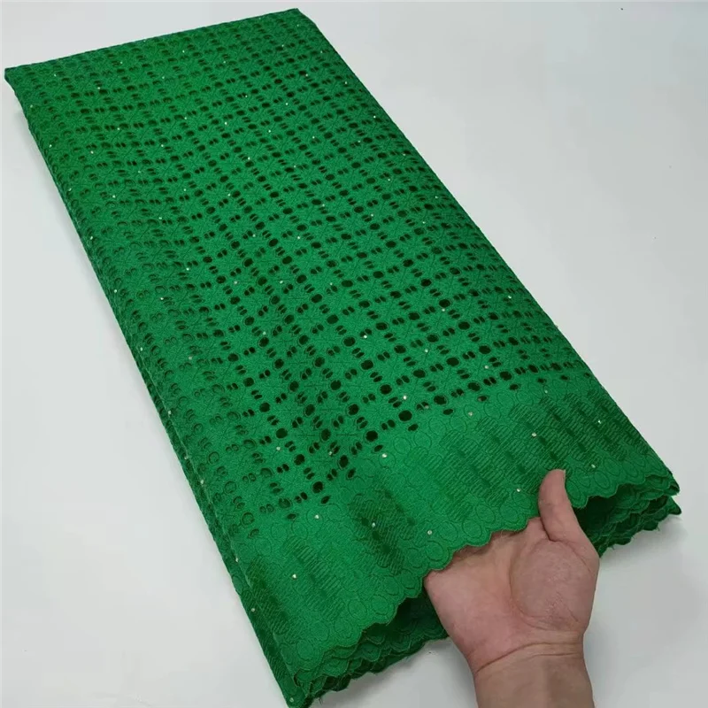 5 Yard Swiss Fabric Latest Heavy Beaded Embroidery African 100% Cotton Voile Lace Popular Dubai 2022 Style For wedding Party 3L1
5 Yard Swiss Fabric Latest Heavy Beaded Embroidery African 100% Cotton Voile Lace Popular Dubai 2022 Style For wedding Party 3L1