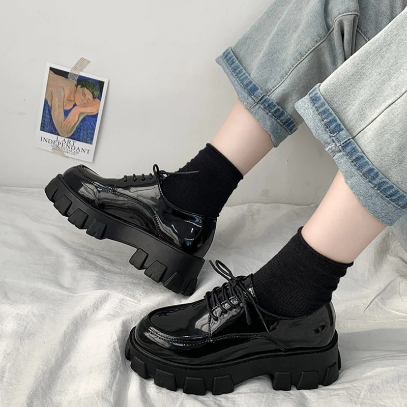 Rimocy Black Patent Leather Platform Shoes Women 2021 Gothic Lace Up Chunky Heels Woman Japanese Style Student Shoes Female
Rimocy Black Patent Leather Platform Shoes Women 2021 Gothic Lace Up Chunky Heels Woman Japanese Style Student Shoes Female