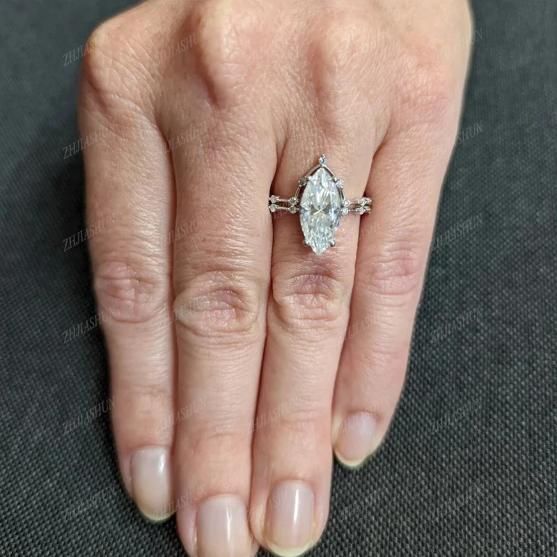 ZHJIASHUN Dainty Marquise Moissanite Engagement For Women White Gold Engagement Design Promise Rings Anniversary Ring
ZHJIASHUN Dainty Marquise Moissanite Engagement For Women White Gold Engagement Design Promise Rings Anniversary Ring