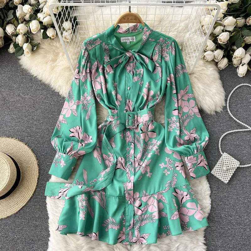 2022 New Spring Vintage Floral Printed Mermaid Ruffle Midi Dress Women Ribbon Bow Single-breasted Puff Long Sleeve Party Dresses
2022 New Spring Vintage Floral Printed Mermaid Ruffle Midi Dress Women Ribbon Bow Single-breasted Puff Long Sleeve Party Dresses