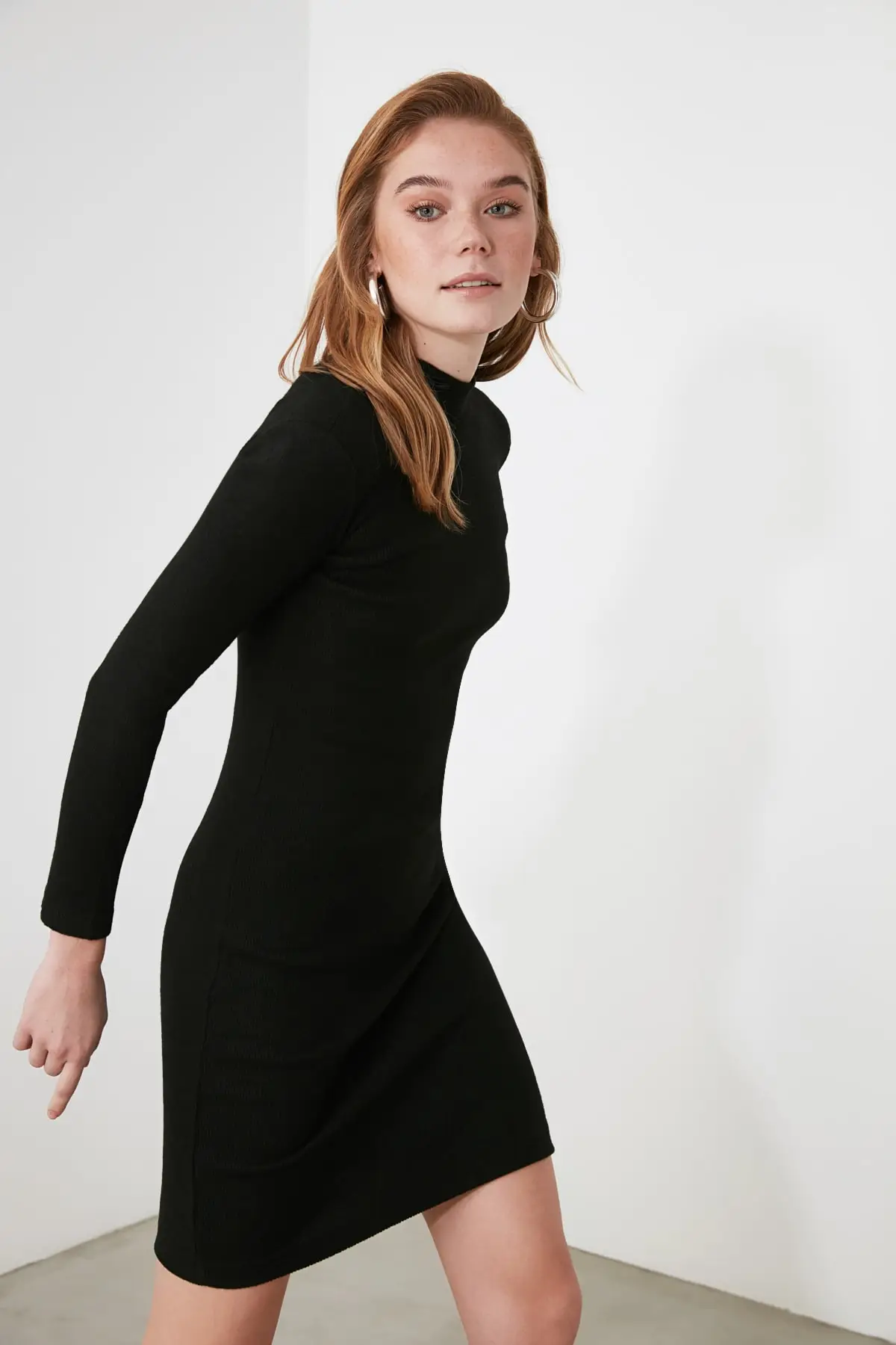 Black Half Throat Knitted Dress TWOAW21EL2244 Long Mini Standard Sleeve Casual Flat Bicycle Neck Cotton Polyester Camisole
Black Half Throat Knitted Dress TWOAW21EL2244 Long Mini Standard Sleeve Casual Flat Bicycle Neck Cotton Polyester Camisole