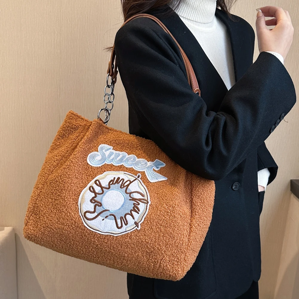 Плюшевые дамские сумочки, модная вместительная сумка для покупок, Повседневная простая переносная молния на цепочке, для отдыха на осень и ... 
Плюшевые дамские сумочки, модная вместительная сумка для покупок, Повседневная простая переносная молния на цепочке, для отдыха на осень и ...