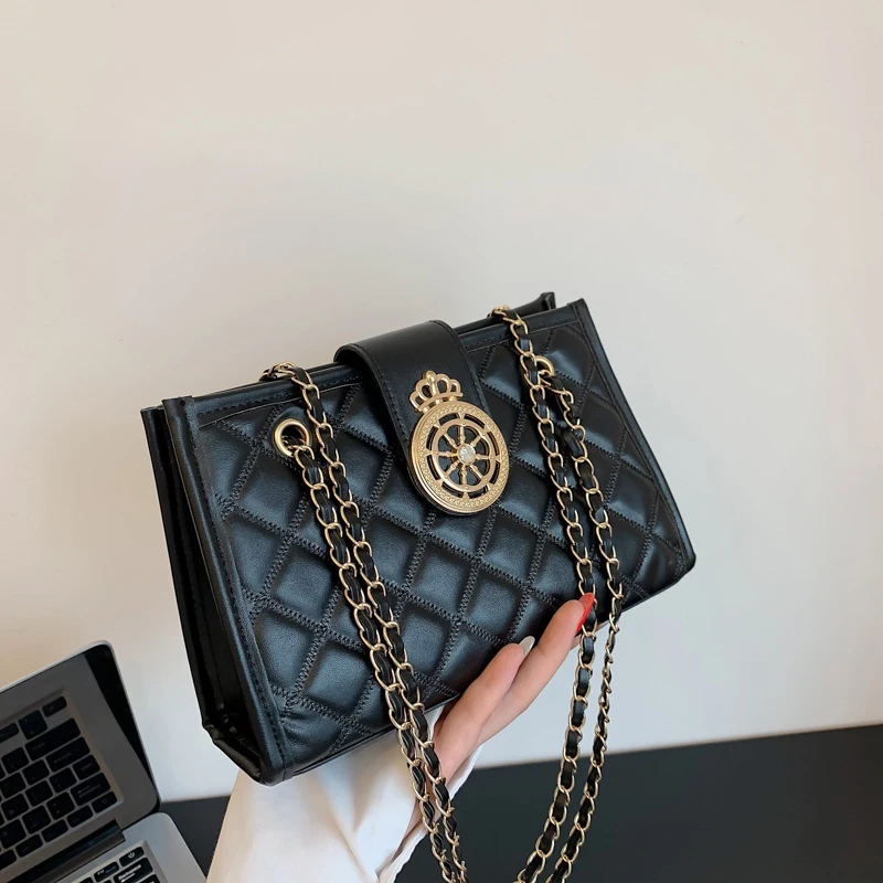 Women's bag 2022 summer new Korean fashion retro Lingge chain tote bag women's One Shoulder Messenger Bag
Women's bag 2022 summer new Korean fashion retro Lingge chain tote bag women's One Shoulder Messenger Bag