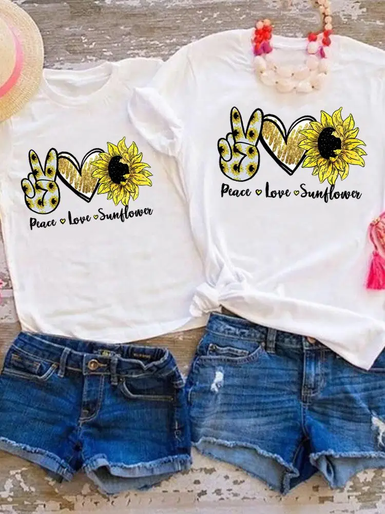 Tee Family Matching Outfits Flower Floral Cute Graphic T-shirt Women Girls Boys Kid Child Summer Mom Mama Clothes Clothing
Tee Family Matching Outfits Flower Floral Cute Graphic T-shirt Women Girls Boys Kid Child Summer Mom Mama Clothes Clothing