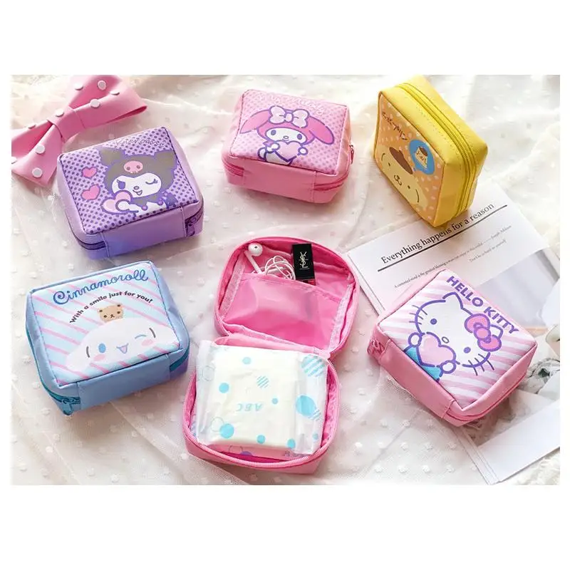 Sanrios Kawaii Kitty Kuromi Mymelody Cinnamoroll Pc Dog мультяшная Милая гигиеническая салфетка сумка для хранения гигиенических салфеток 13 см
Sanrios Kawaii Kitty Kuromi Mymelody Cinnamoroll Pc Dog мультяшная Милая гигиеническая салфетка сумка для хранения гигиенических салфеток 13 см