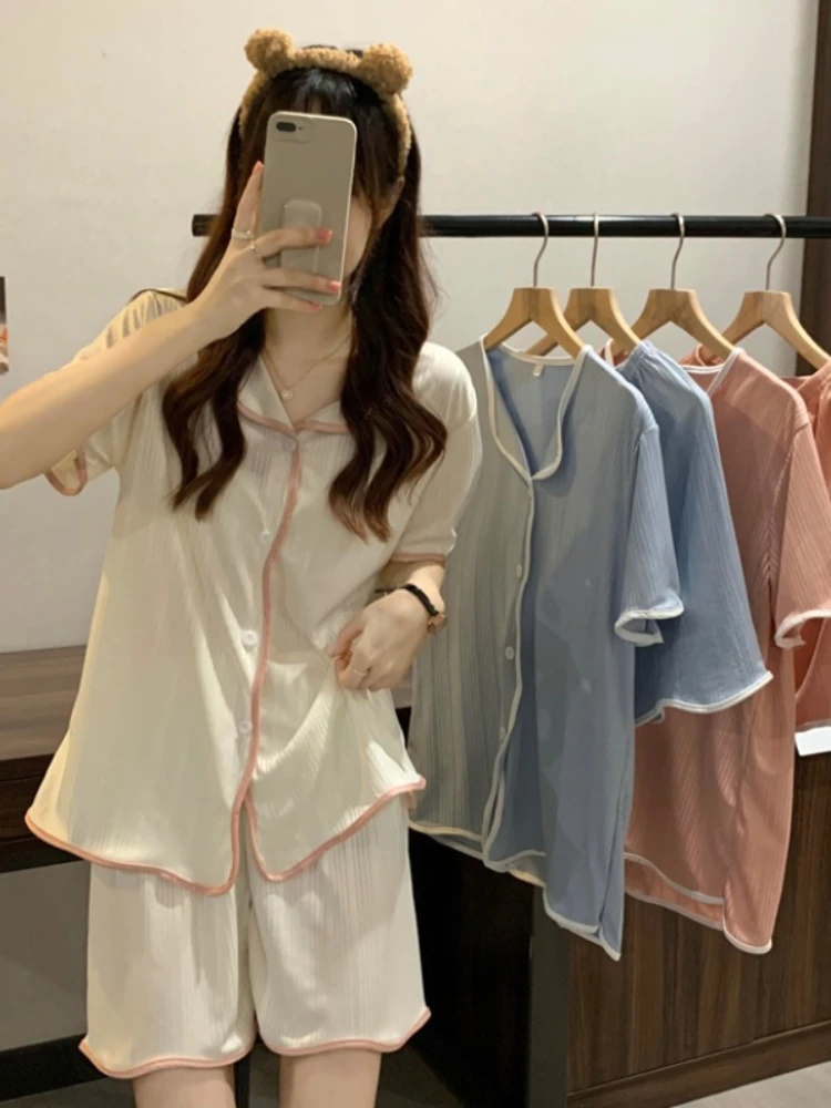 Pajama Set Ladies Summer 2022 New Short Sleeve Tops Home Service Two Piece Shorts Pajamas Summer Suit Women Clothing Korean
Pajama Set Ladies Summer 2022 New Short Sleeve Tops Home Service Two Piece Shorts Pajamas Summer Suit Women Clothing Korean