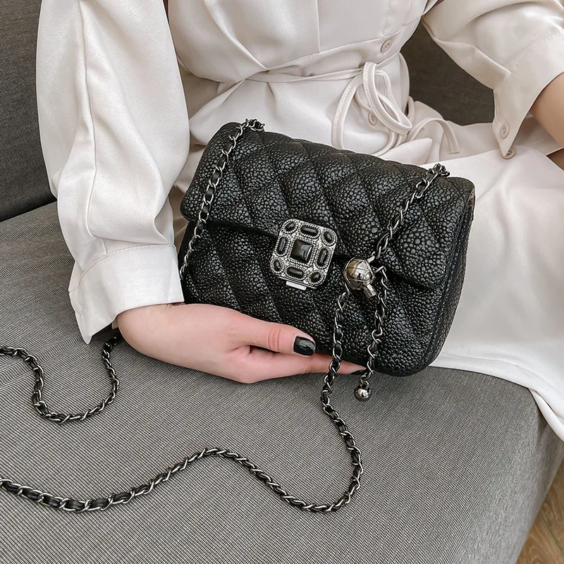 Fashion Caviar Rhombus Bag Fashionable Korean Style 2022 New Single Shoulder Crossbody Plum Buckle Small Square Bag
Fashion Caviar Rhombus Bag Fashionable Korean Style 2022 New Single Shoulder Crossbody Plum Buckle Small Square Bag