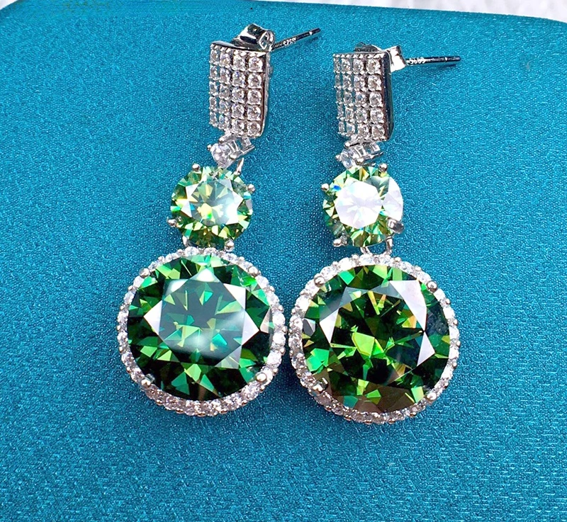Luxury 5+1CT 11MM Green Moissanite Earrings Passed Diamond Test S925 Jewelry Women's Wedding Party
Luxury 5+1CT 11MM Green Moissanite Earrings Passed Diamond Test S925 Jewelry Women's Wedding Party