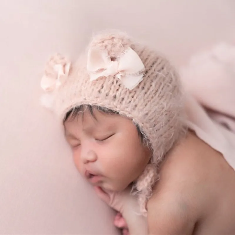 Newborn Cute Photography Props Solid Color Mohair Wool Baby Full Moon Baby Bow Knit Hat Bear Hat Studio Shooting Decoration
Newborn Cute Photography Props Solid Color Mohair Wool Baby Full Moon Baby Bow Knit Hat Bear Hat Studio Shooting Decoration