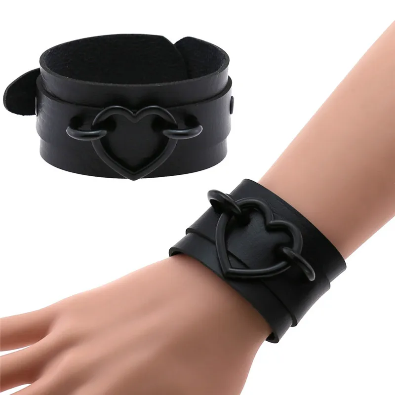Leather Heart Bracelet Black Leather Wristband Cuff gothic punk armbands Fashion bracelets women Gift
Leather Heart Bracelet Black Leather Wristband Cuff gothic punk armbands Fashion bracelets women Gift