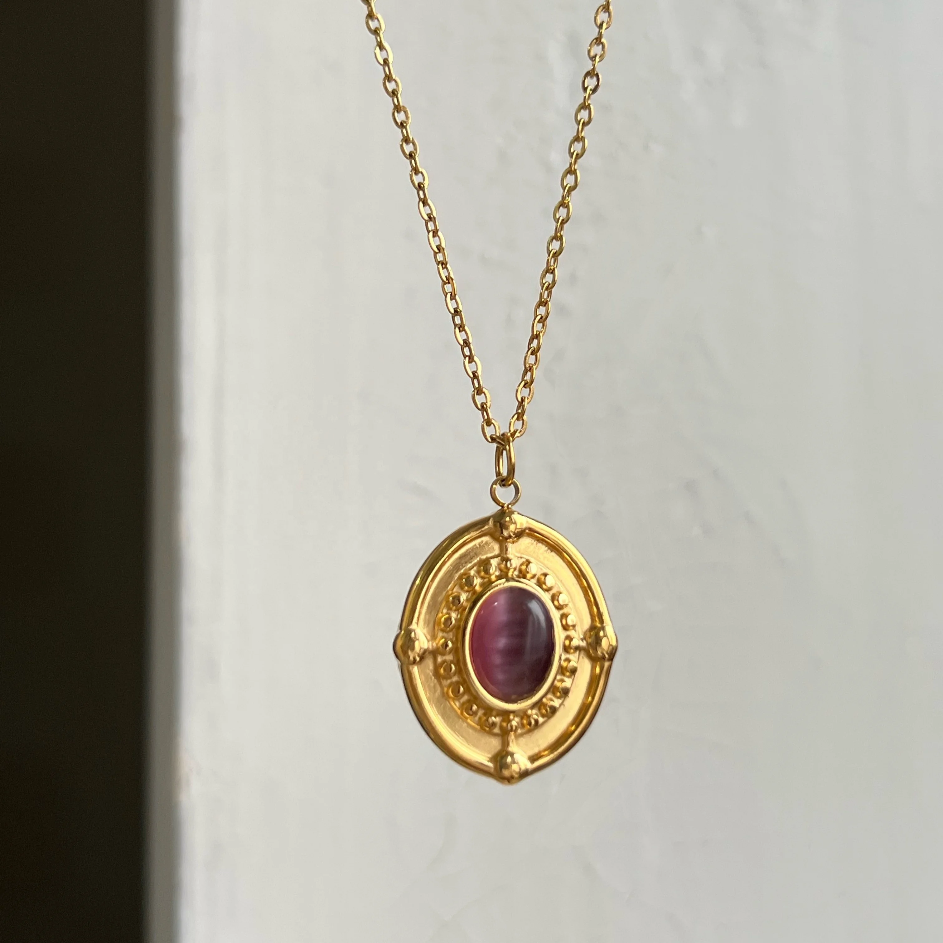 Dasein ACC Summer Ins New 18k Gold Plated 316l Stainless Steel Rococo Style Palace Style Ruby Link Necklace For Women
Dasein ACC Summer Ins New 18k Gold Plated 316l Stainless Steel Rococo Style Palace Style Ruby Link Necklace For Women