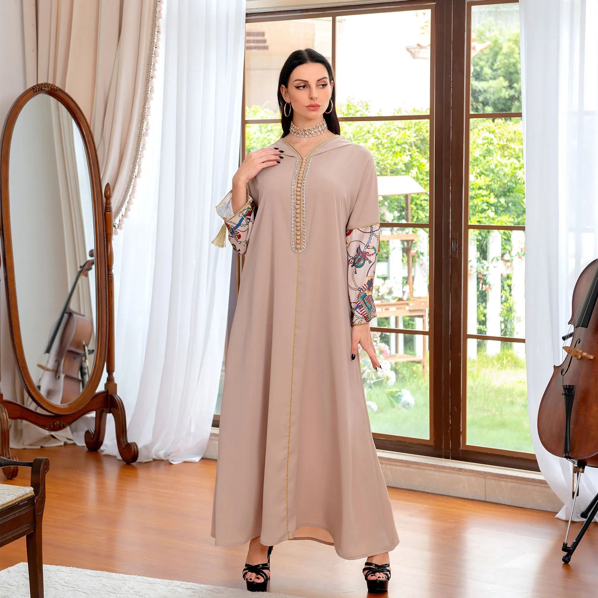 Рамадан Eid Абая для женщин Дубай Abaya Турция мусульманский хиджаб платье Средний Восток кафтан халат Арабская фотография женская одежда
Рамадан Eid Абая для женщин Дубай Abaya Турция мусульманский хиджаб платье Средний Восток кафтан халат Арабская фотография женская одежда