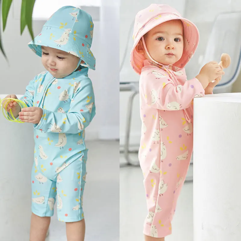 Детский слитный купальник с мультяшным рисунком, детский купальник, быстросохнущие костюмы для серфинга, купальник для мальчиков с длинным рукавом, корейский купальный костюм для мальчиков и девочек
Детский слитный купальник с мультяшным рисунком, детский купальник, быстросохнущие костюмы для серфинга, купальник для мальчиков с длинным рукавом, корейский купальный костюм для мальчиков и девочек