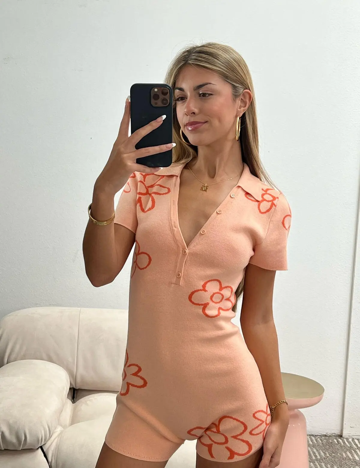 Women Summer Skinny Playsuit Knitted Flowers Lapel V-Neck Buttons Short Sleeve Romper Shorts for Ladies
Women Summer Skinny Playsuit Knitted Flowers Lapel V-Neck Buttons Short Sleeve Romper Shorts for Ladies