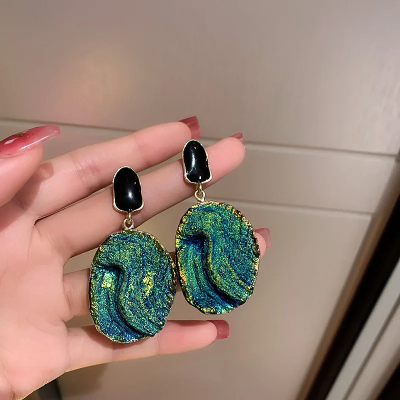 Minar Korean Exaggerated Natural Stone Long Drop Earrings for Women Green Color Resin Oval Dangle Earrings Statement Jewelry
Minar Korean Exaggerated Natural Stone Long Drop Earrings for Women Green Color Resin Oval Dangle Earrings Statement Jewelry