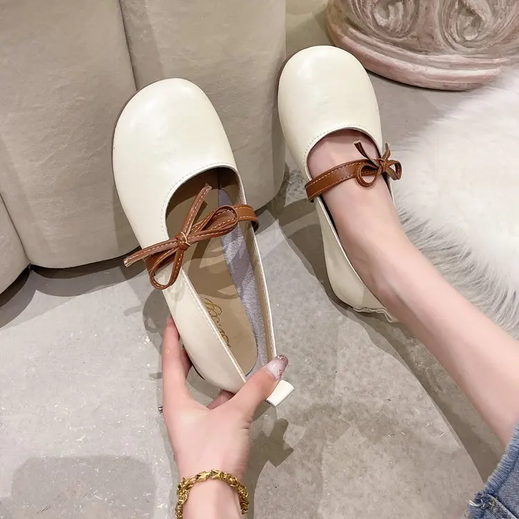 2022 Ballet Loafers Hollow Bow Sweet Shoes Princess Lace Sandals Solid Color Fashion Shoes All-match Flat Shoes Women35-40
2022 Ballet Loafers Hollow Bow Sweet Shoes Princess Lace Sandals Solid Color Fashion Shoes All-match Flat Shoes Women35-40